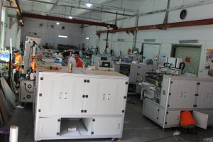 How to improve the working efficiency of screen printing machine